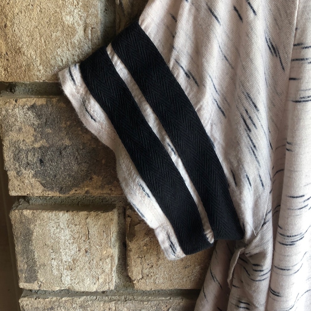 Mod Ref Varsity Tee - Picture 4 of 8